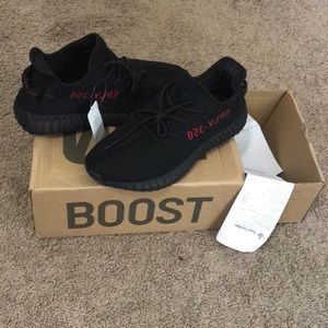 Yeezy boost 350 v2 bred